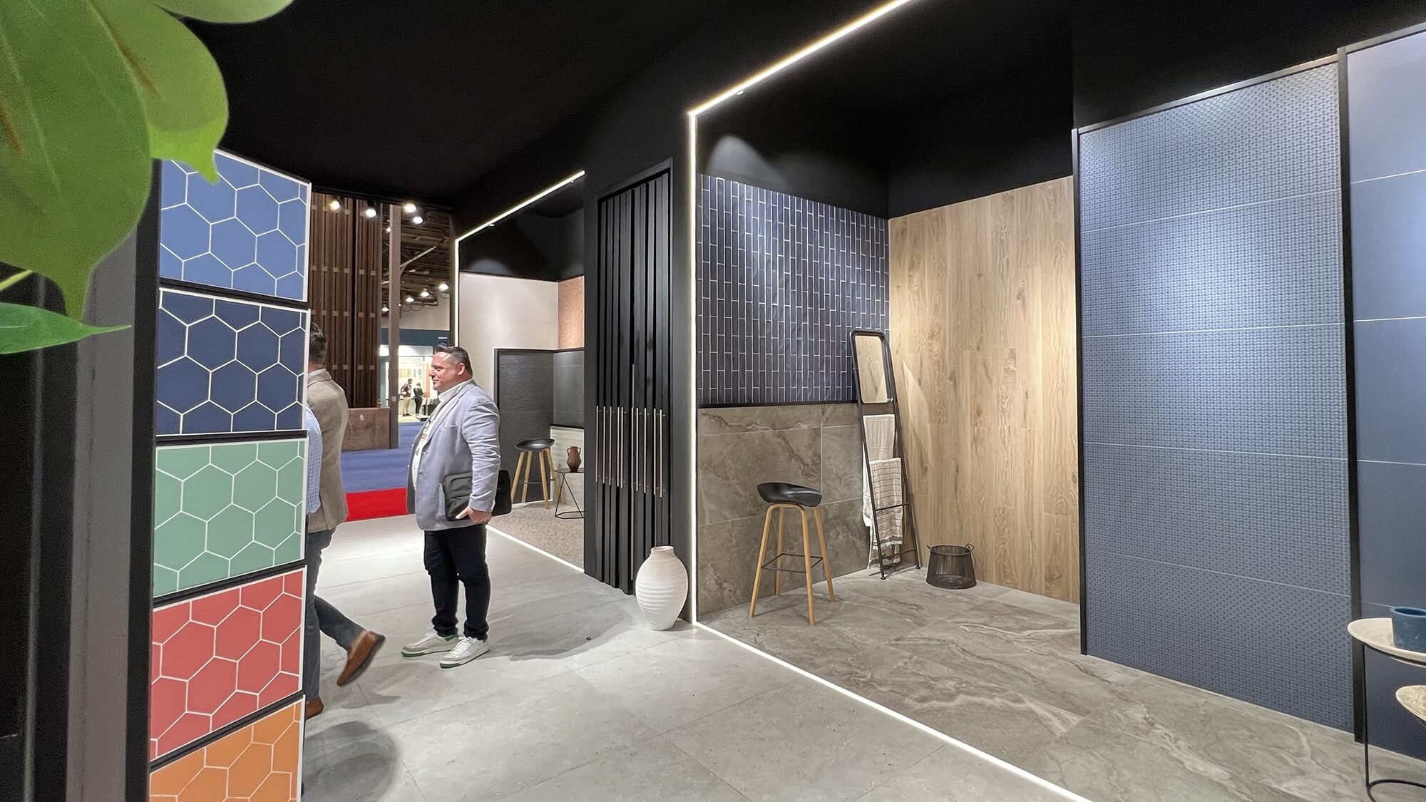 COVERINGS: FUSTECMA VIAJA A LAS VEGAS PARA EL MONTAJE DE 5 STANDS