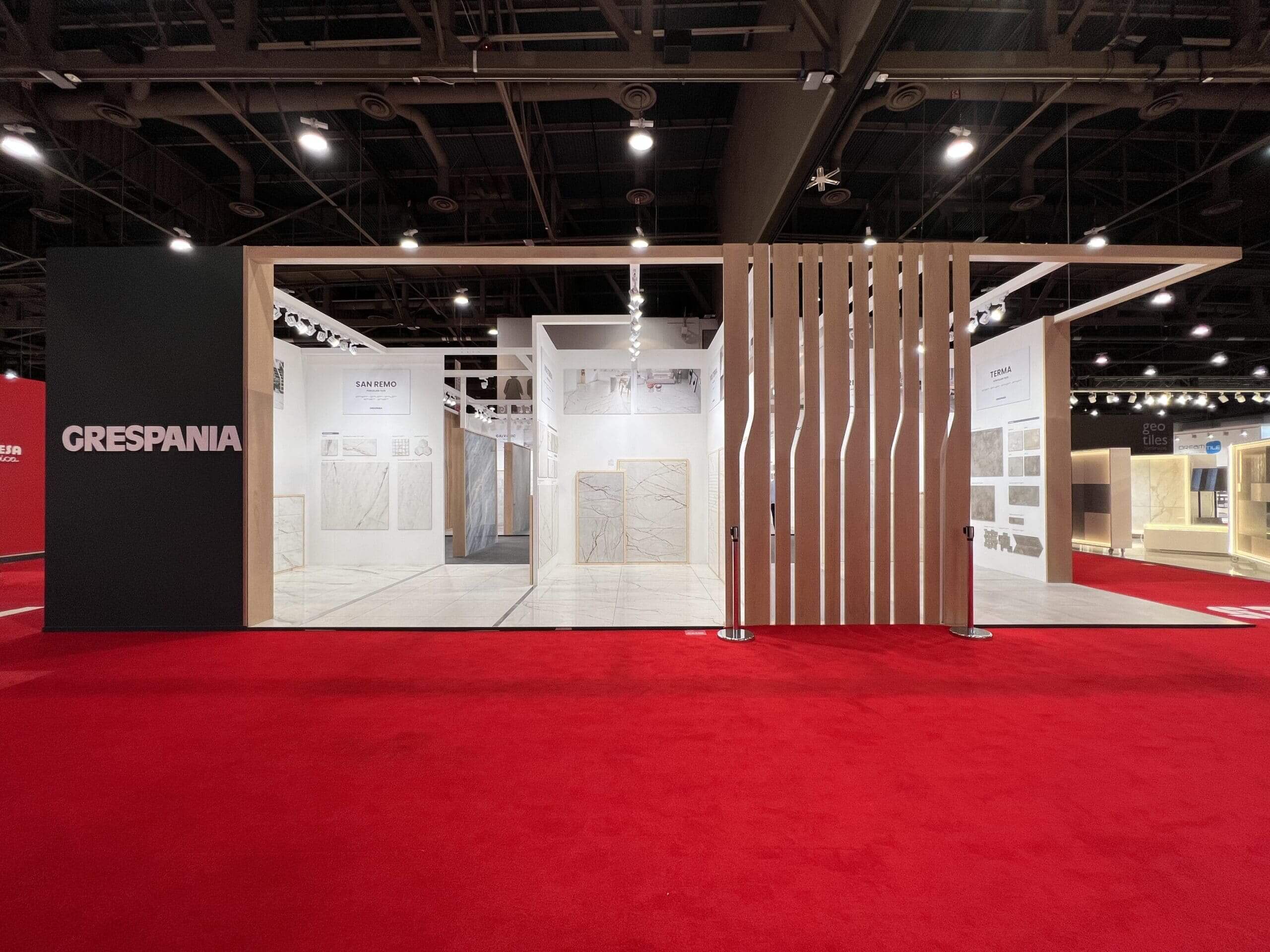 COVERINGS: FUSTECMA VIAJA A LAS VEGAS PARA EL MONTAJE DE 5 STANDS